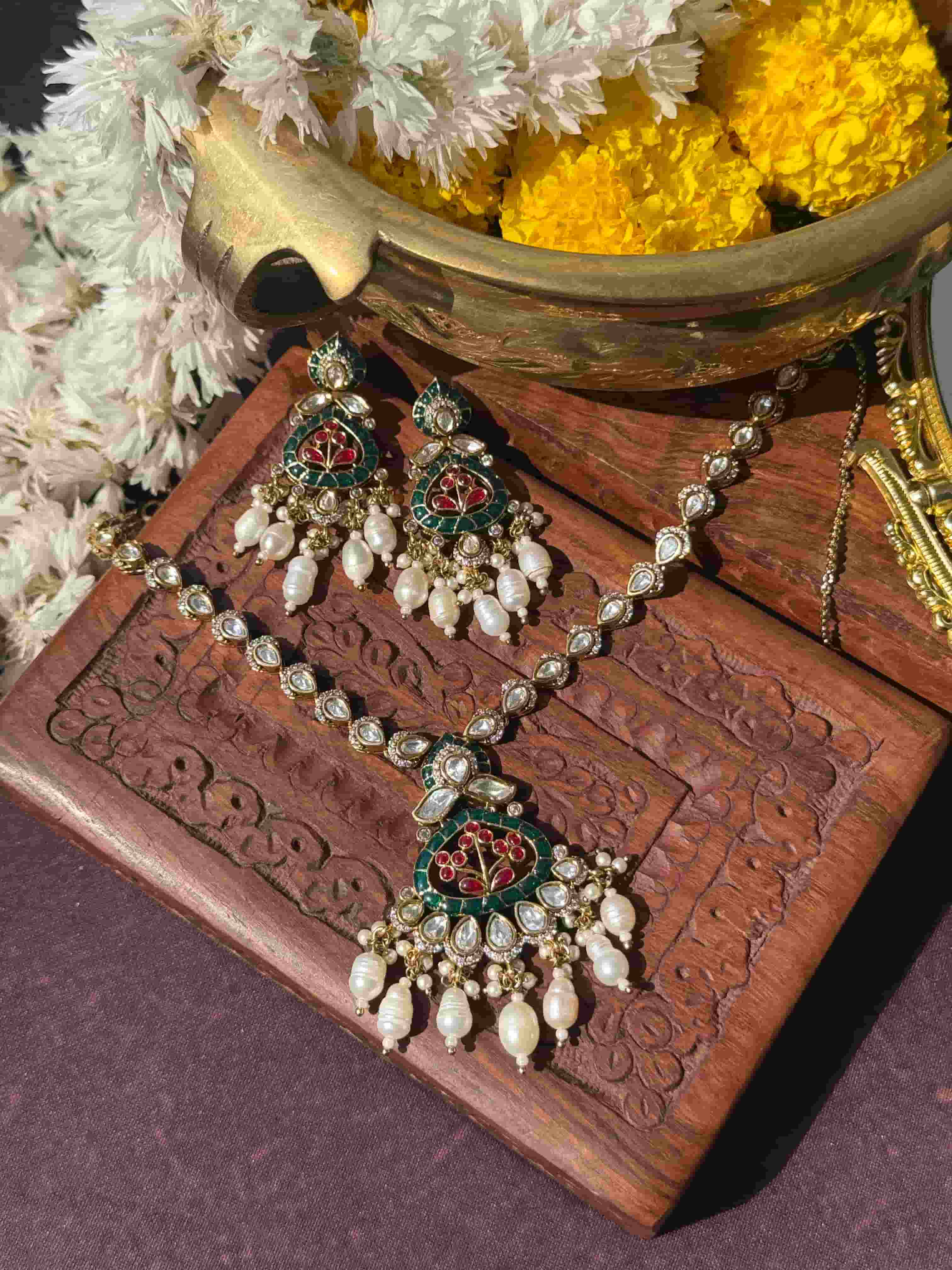 ARUSI NECKLACE SET - Image 2