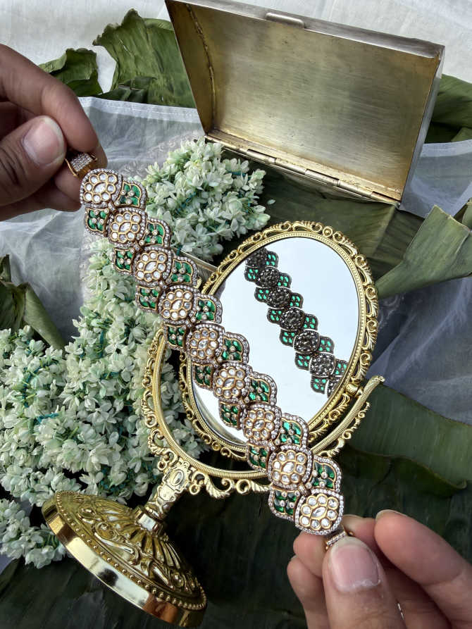 KAASHI GREEN POLKI BRACELET - Image 3