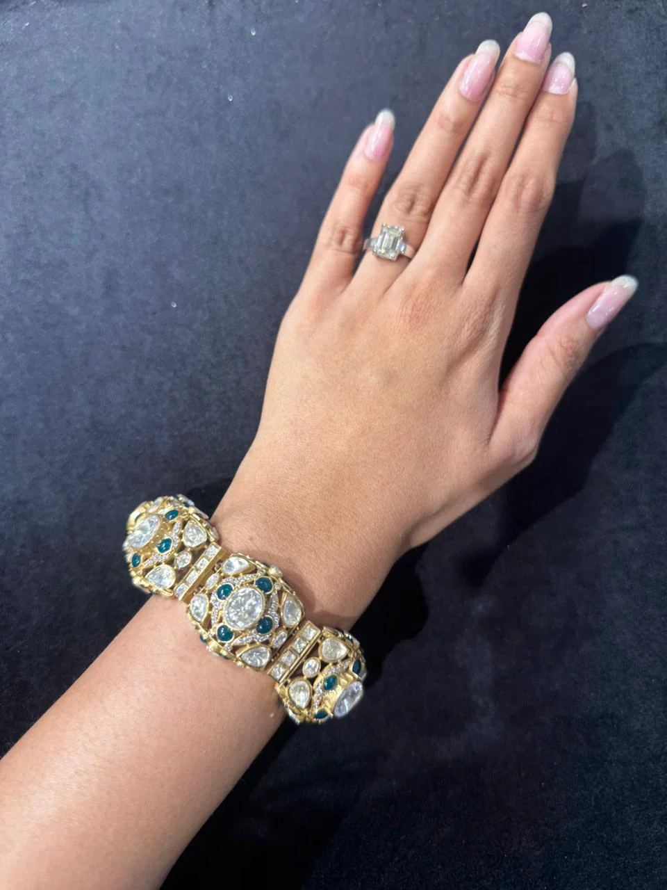 KUISHA REAL MOISSANITE POLKI BRACELET - Image 6