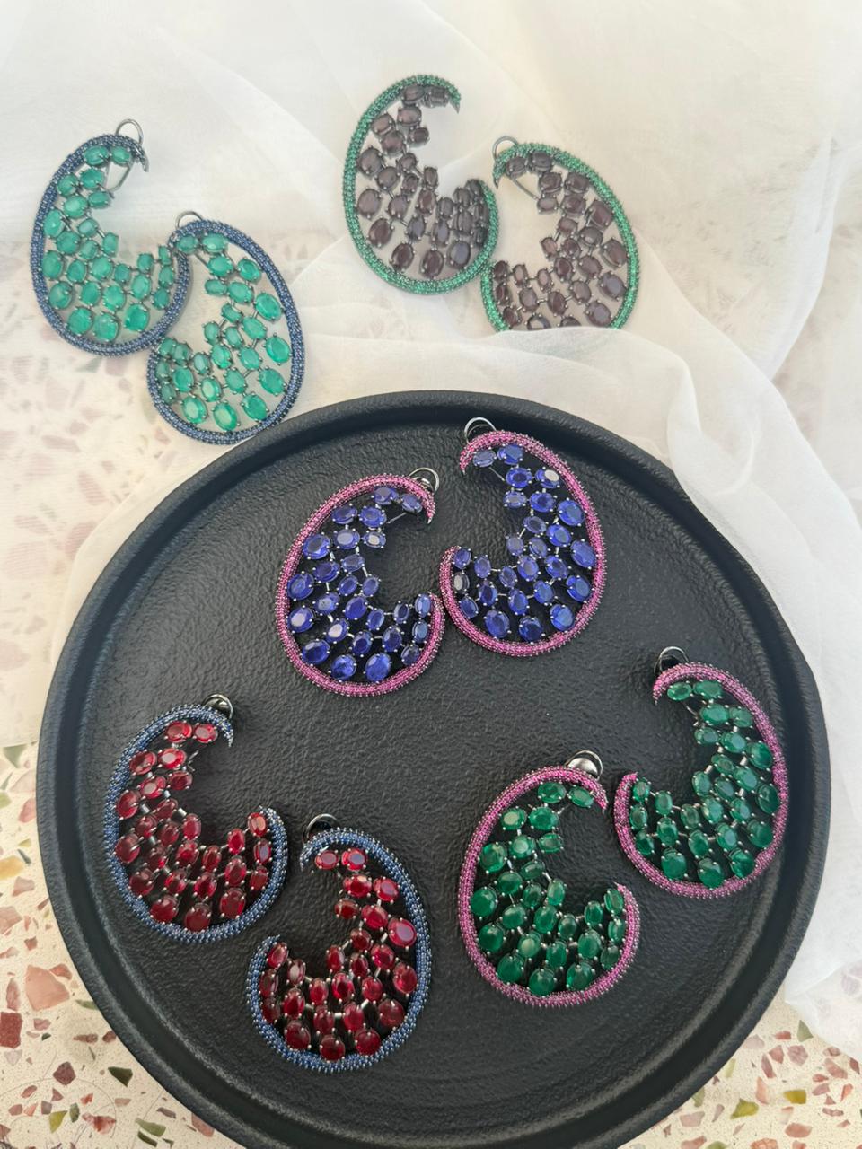 OLIVE STATEMENT SEMIPRECIOUS EARRINGS