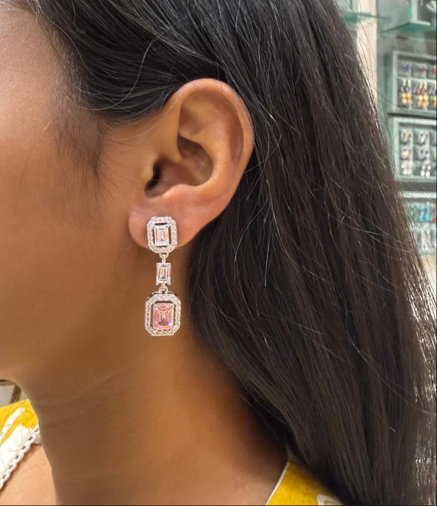 ONRAL SWAROVSKI EARRING - Image 2