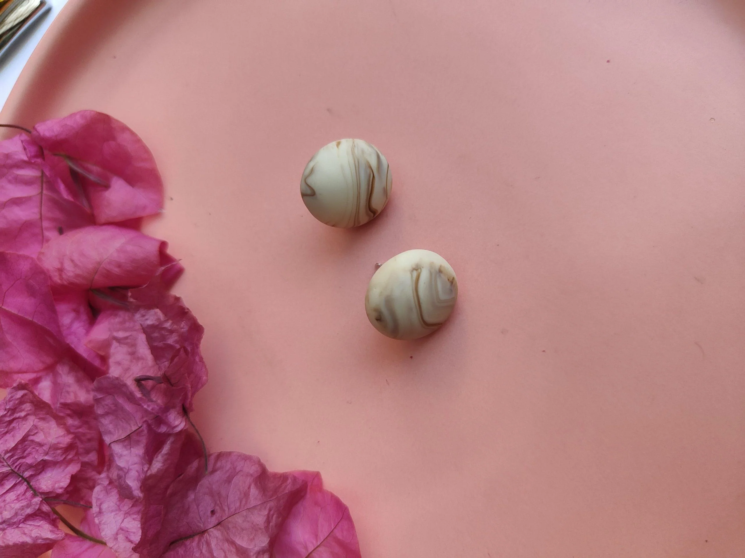Resin Marble Studs