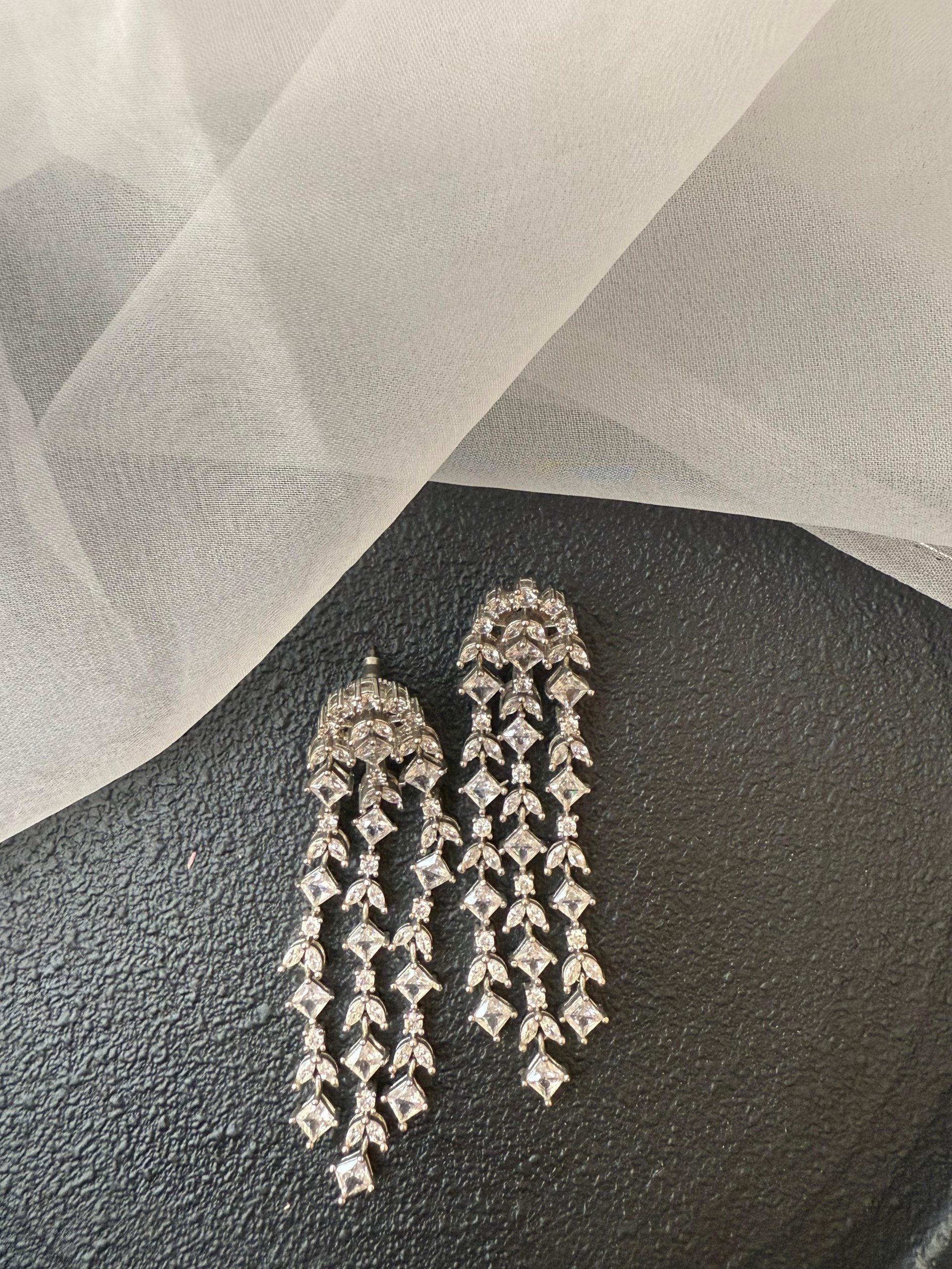 Ruelle Diamond Earring