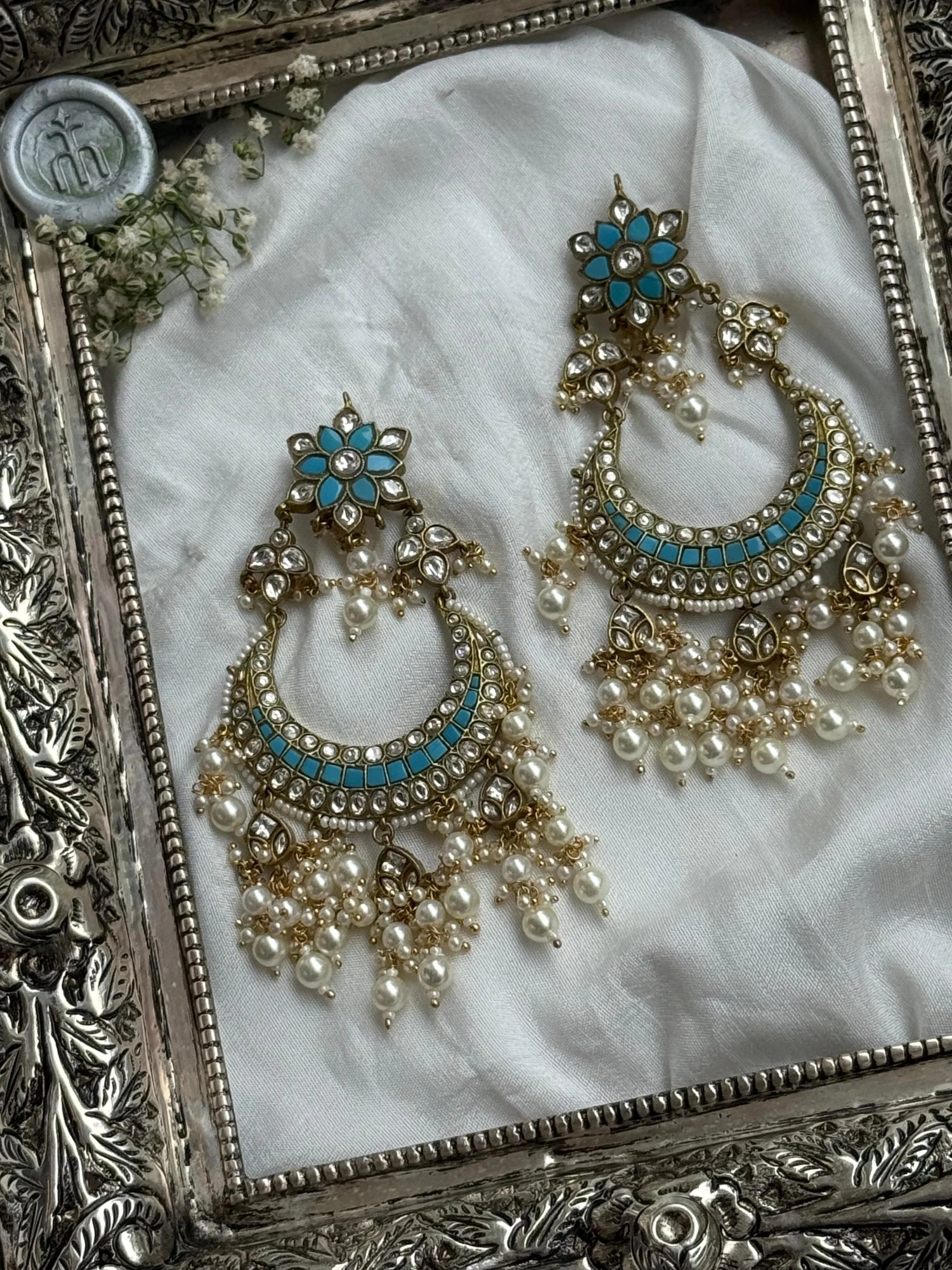 Shama blue earring - Image 4