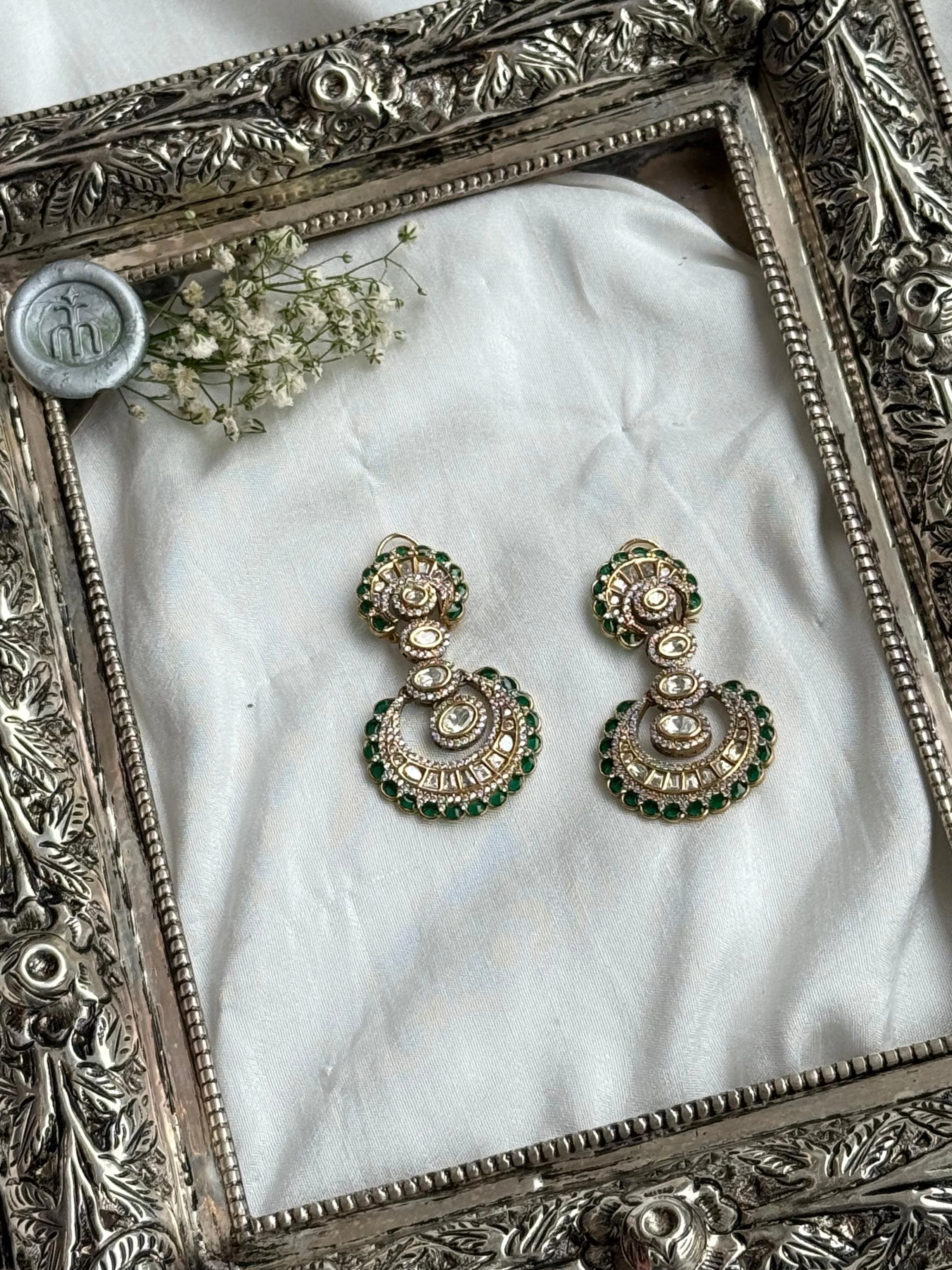 SUNAINA GREEN CHAANDBALI