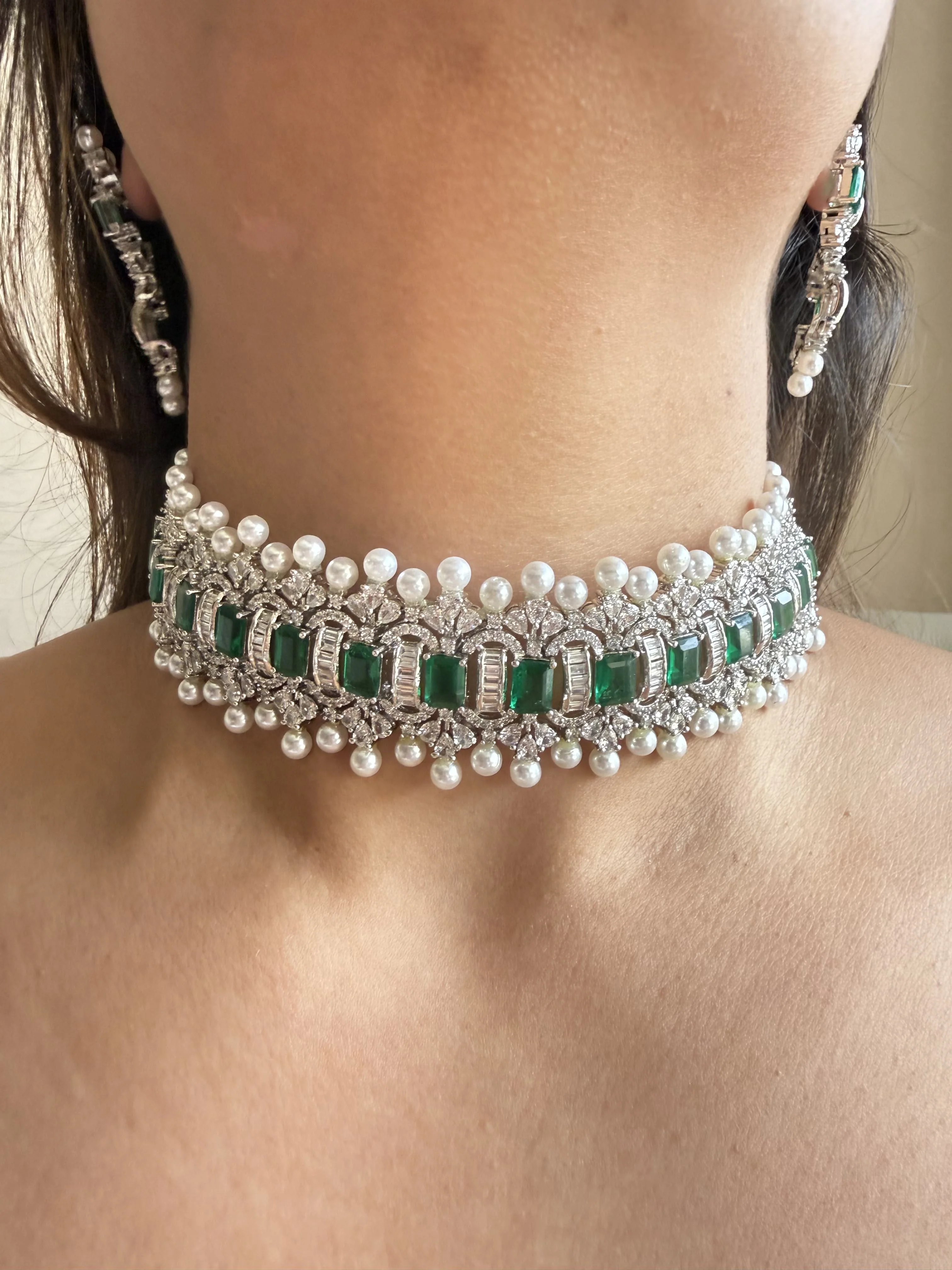 TANYA GREEN CHOKER