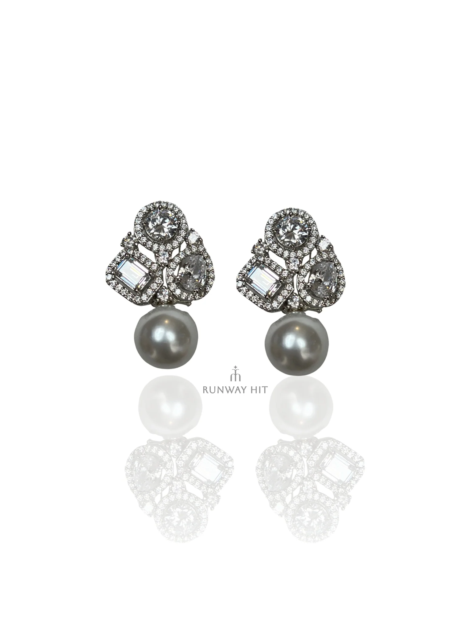Ziya Diamond Earrings - Image 3